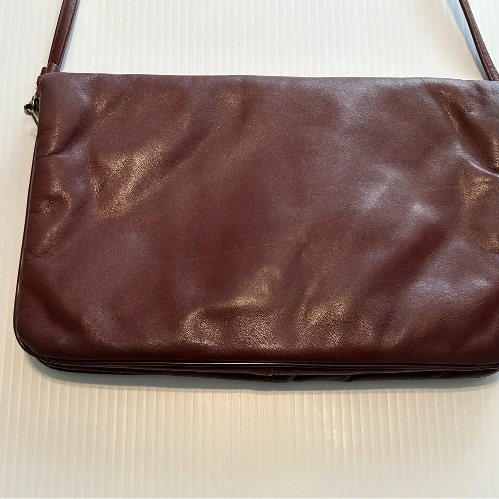 Etienne Aigner Vintage Burgundy Monogram Purse With Strap - Picture 2 of 12